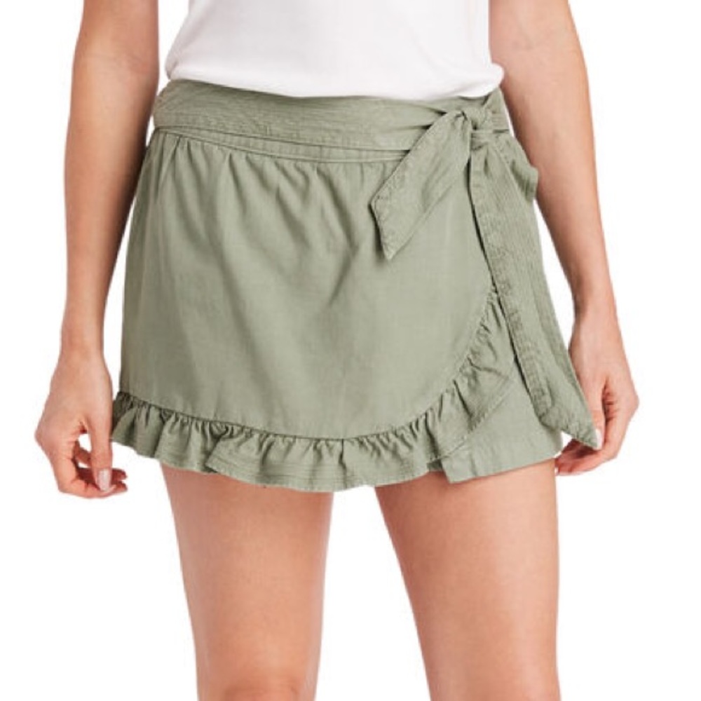 VINEYARD VINES ruffle skort